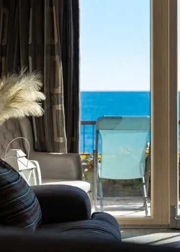 Apartment for sale in Radovići