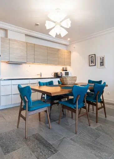 Apartment for sale in Radovići