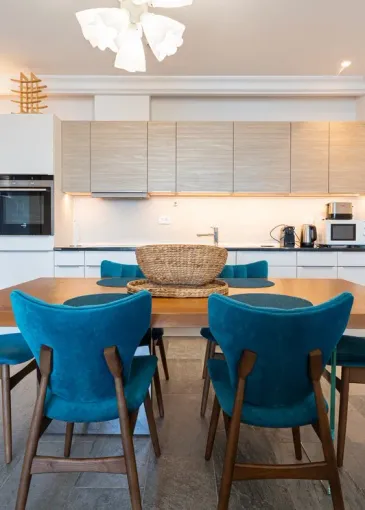 Apartment for sale in Radovići