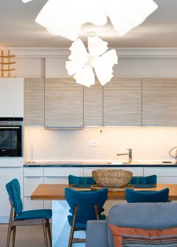 Apartment for sale in Radovići