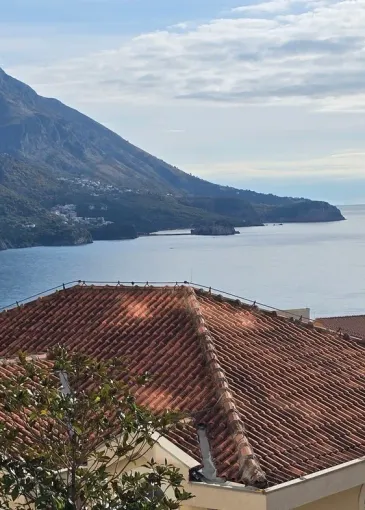 Apartment for sale in Bečići