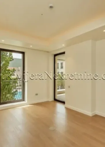 Appartamento in vendita a Kumbor