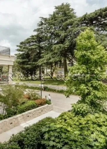 Appartamento in vendita a Kumbor