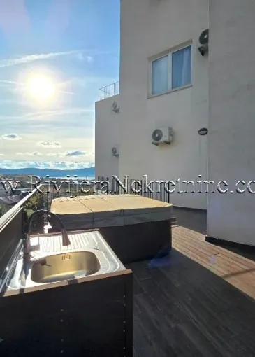 Apartment for sale in Tivat