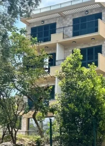 Apartment for sale in Đuraševići