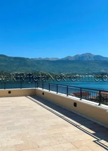 Apartment for sale in Đuraševići