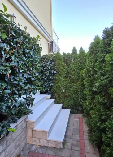 Apartment for sale in Bečići