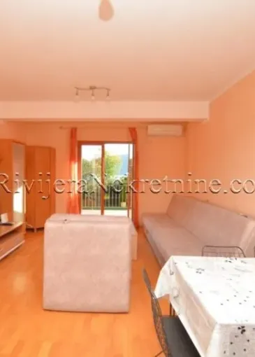 Apartment for sale in Baošići