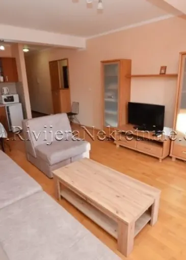 Apartment for sale in Baošići