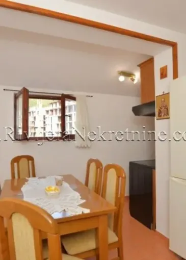 Apartment for sale in Kumbor