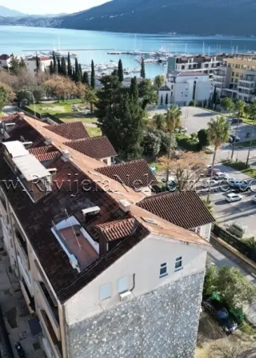 Apartment for sale in Kumbor