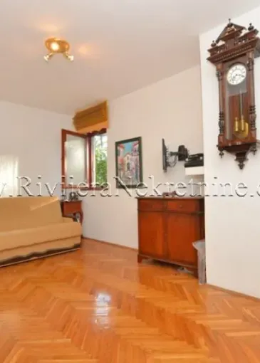 Apartment for sale in Igalo