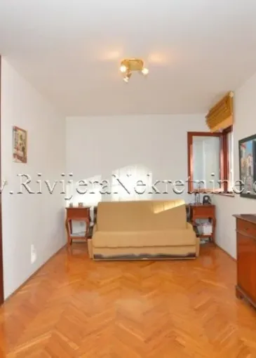 Apartment for sale in Igalo