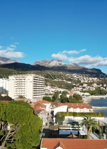 Apartment for sale in Igalo