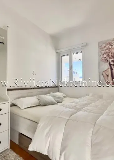 Apartment for sale in Donja Lastva