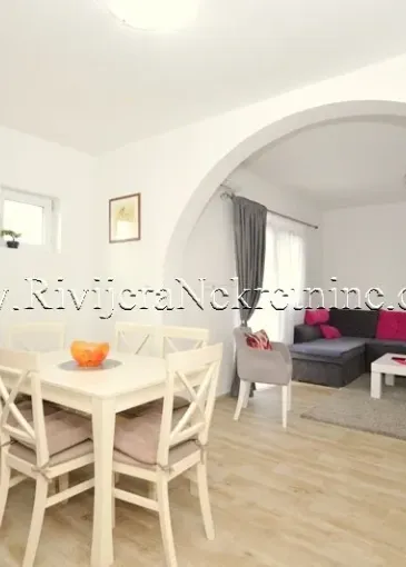 Apartment for sale in Đenovići