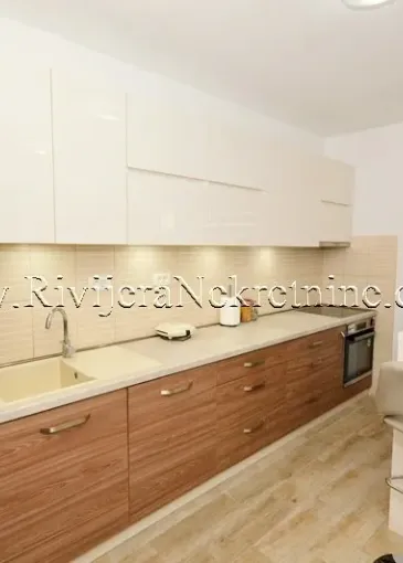 Apartment for sale in Đenovići