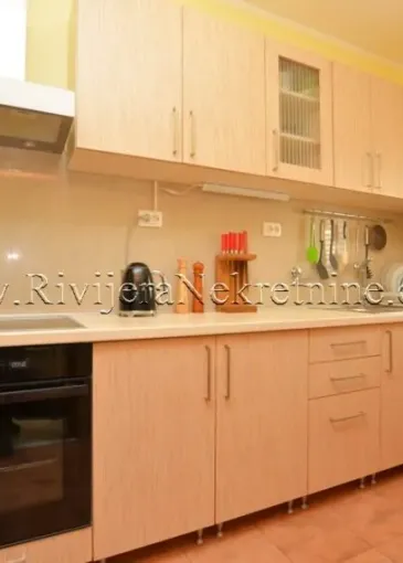 Apartment for sale in Igalo