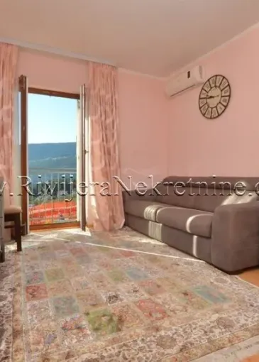 Apartment for sale in Igalo