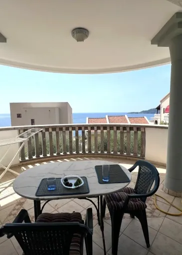 Apartment for sale in Pržno