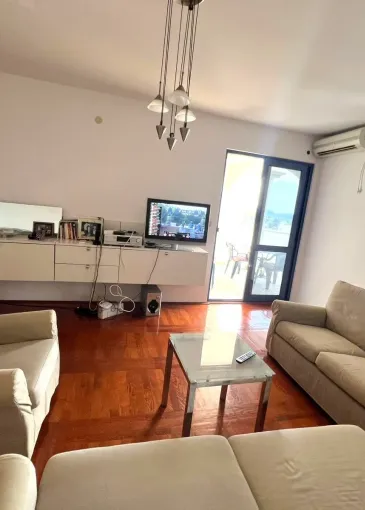 Apartment for sale in Pržno