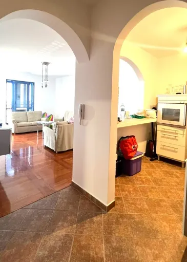 Apartment for sale in Pržno