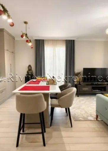 Apartment for sale in Igalo