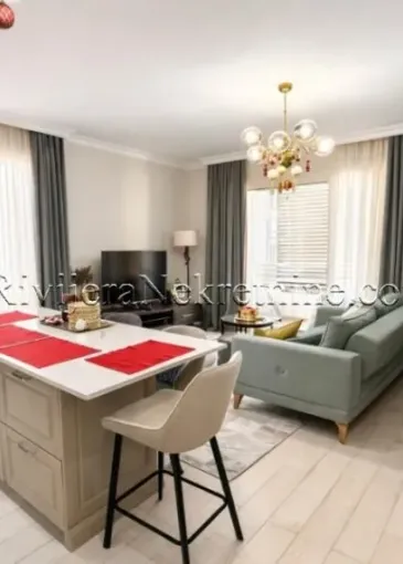 Apartment for sale in Igalo