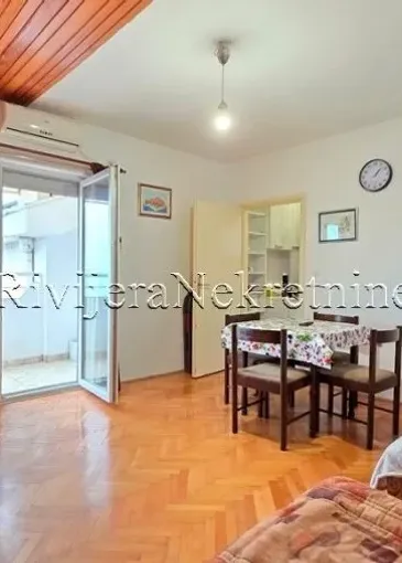 Appartement à vendre à Baošići