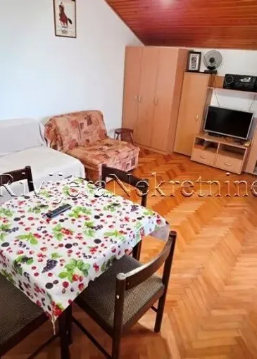 Стан на продају у Баошићи