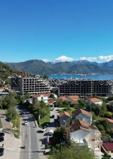 Стан на продају у Баошићи