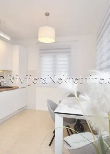 Apartment for sale in Igalo