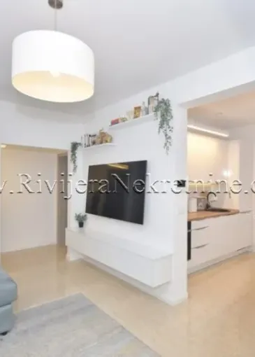 Apartment for sale in Igalo