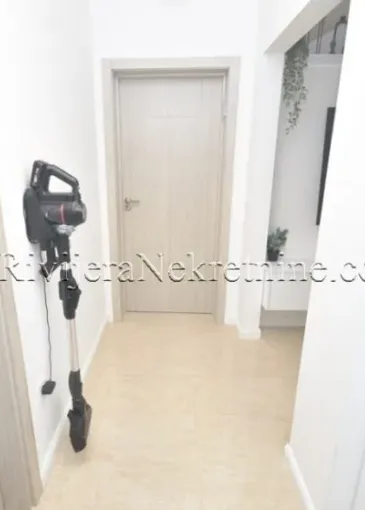 Apartment for sale in Igalo