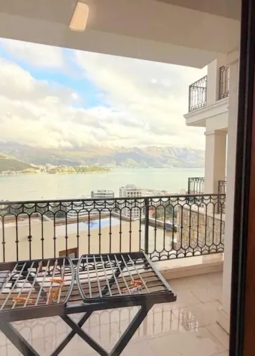 Apartment for sale in Budva