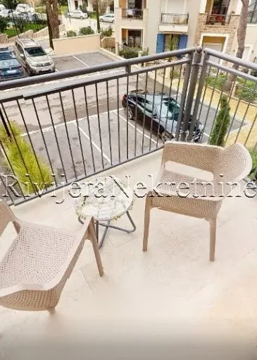 Apartment for sale in Radovići