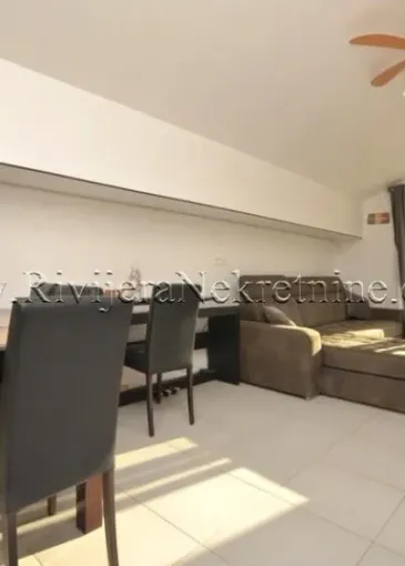 Стан на продају у Бијела