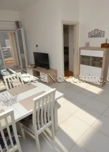 Apartment for sale in Bijela