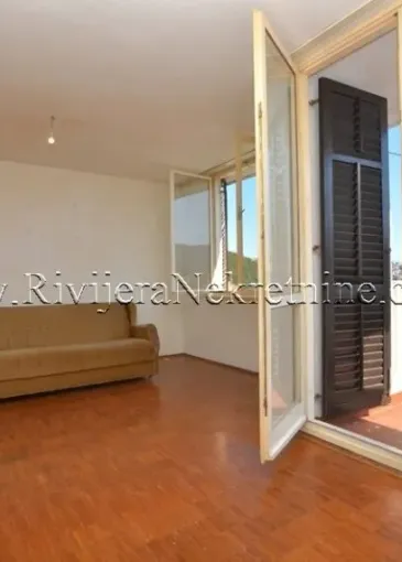 Apartment for sale in Igalo