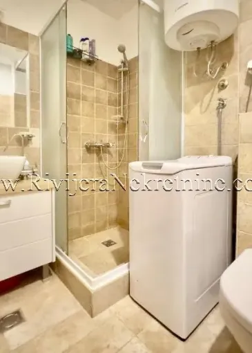 Apartment for sale in Dobrota