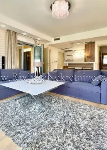 Apartment for sale in Dobrota