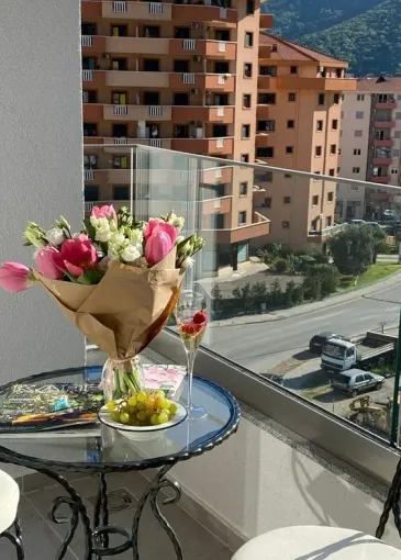 Apartment for sale in Budva