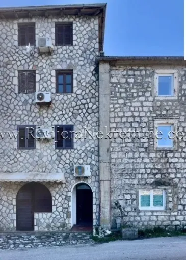 Appartement à vendre à Prčanj
