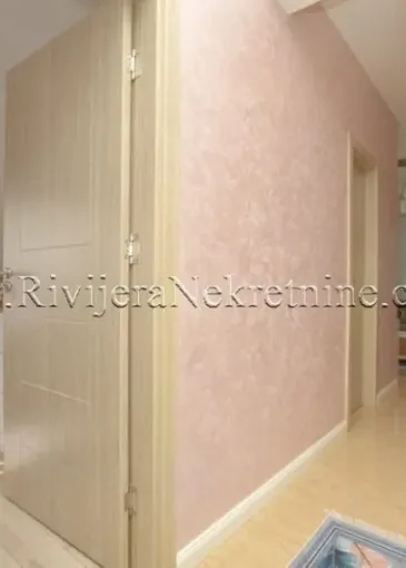 Apartment for sale in Igalo