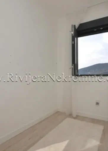 Apartment for sale in Igalo