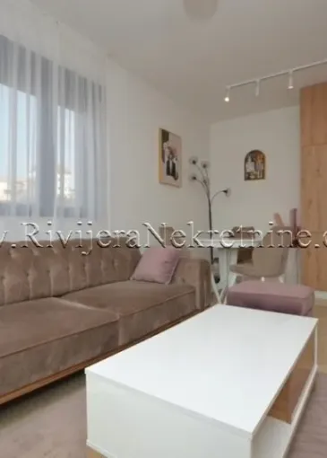 Apartment for sale in Igalo