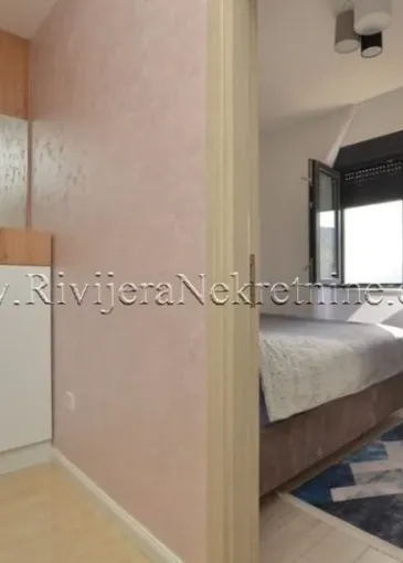 Apartment for sale in Igalo