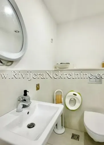 Business spaces for sale in Dobrota