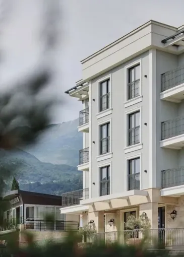 Business spaces for sale in Budva