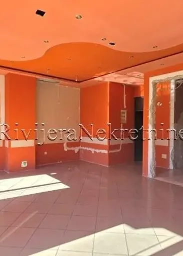 Business spaces for sale in Baošići